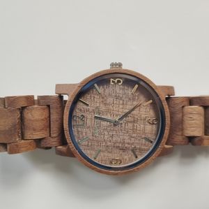 Atlas - Walnut Wooden Watch